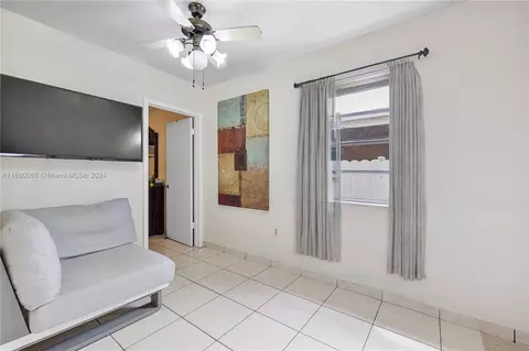665 E 8th Ct, Hialeah, FL 33010 photo 14