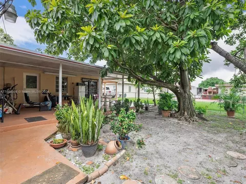 665 E 8th Ct, Hialeah, FL 33010 photo 20