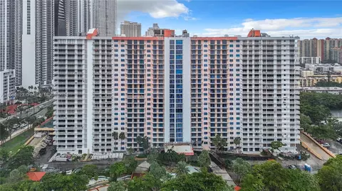 210 174th St #811, Sunny Isles Beach, FL 33160