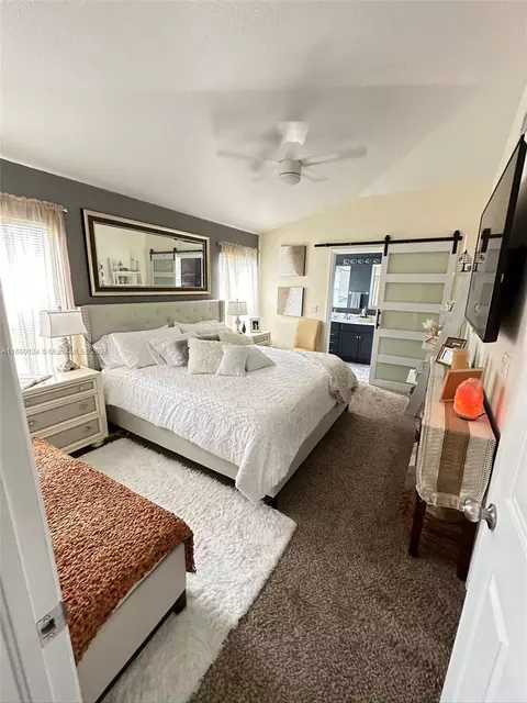 Bedroom - 5421 Watson Rd, Riverview, FL 33578 photo 7 of 12