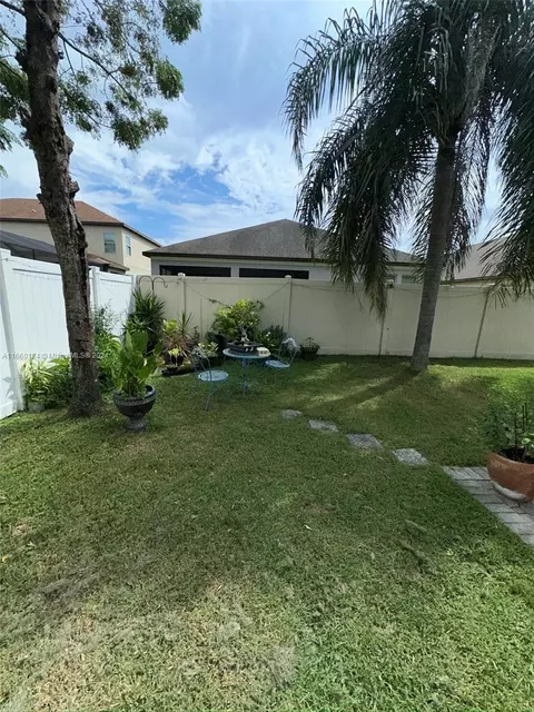 Exterior - 5421 Watson Rd, Riverview, FL 33578 photo 3 of 8