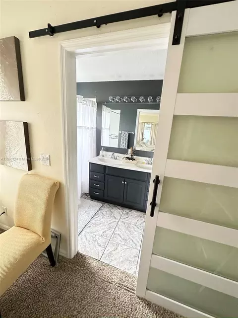 Bath - 5421 Watson Rd, Riverview, FL 33578 photo 4 of 8