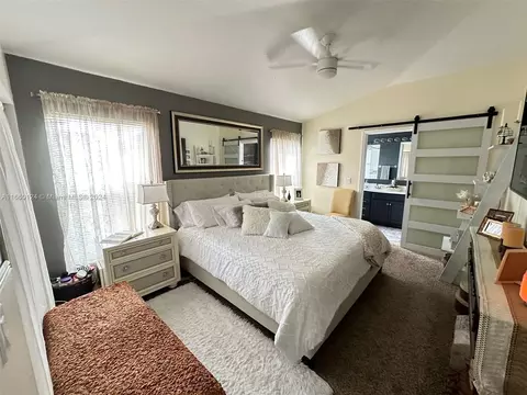 Bedroom - 5421 Watson Rd, Riverview, FL 33578 photo 8 of 12