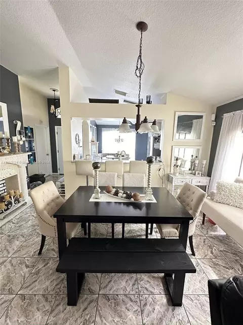 Dining - 5421 Watson Rd, Riverview, FL 33578 photo 2 of 5