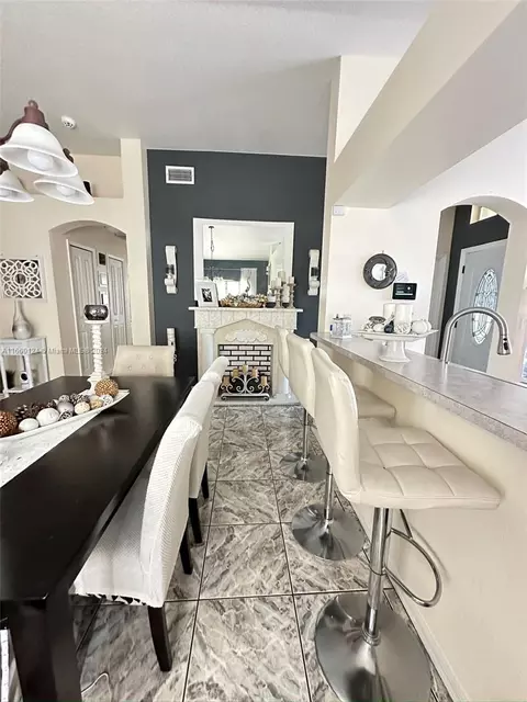 Dining - 5421 Watson Rd, Riverview, FL 33578 photo 4 of 5