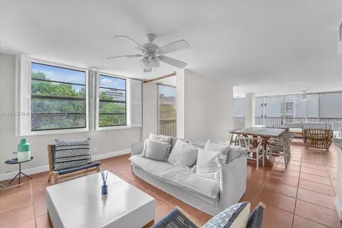Undisclosed, Key Biscayne, FL 33149 photo 2
