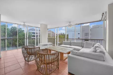 Undisclosed, Key Biscayne, FL 33149