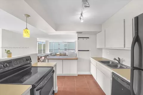 Undisclosed, Key Biscayne, FL 33149 photo 18