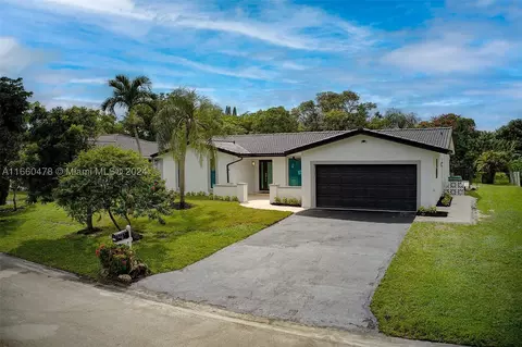 1984 NW 86th Ter, Coral Springs, FL 33071