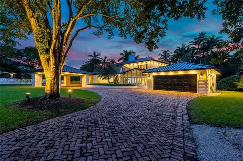 14150 SW 68th Ave, Palmetto Bay, FL 33158