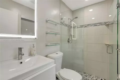 9224 Affirmed Ln, Boca Raton, FL 33496 photo 13