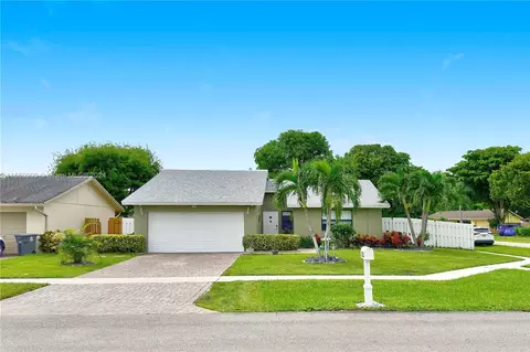 9224 Affirmed Ln, Boca Raton, FL 33496 photo 1