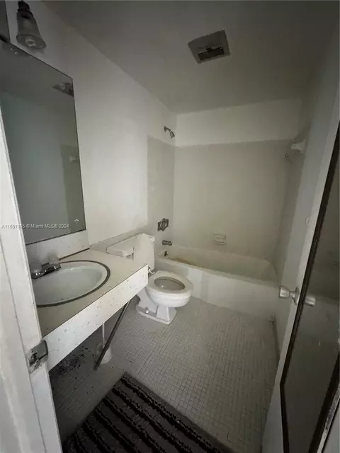 5208 NE 24th Ter #F214, Fort Lauderdale, FL 33308