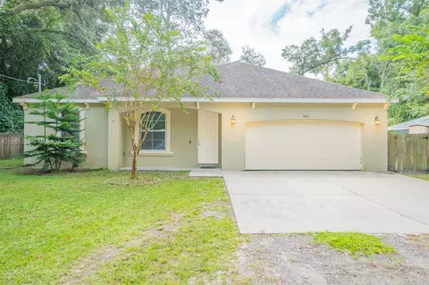 1452 W New York Ave, Orange City, FL 32763