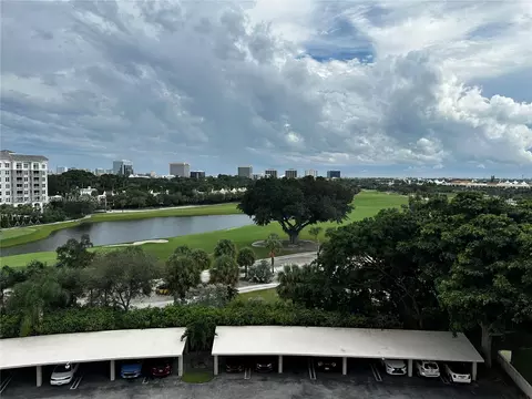 2425 Presidential Way #704, West Palm Beach, FL 33401