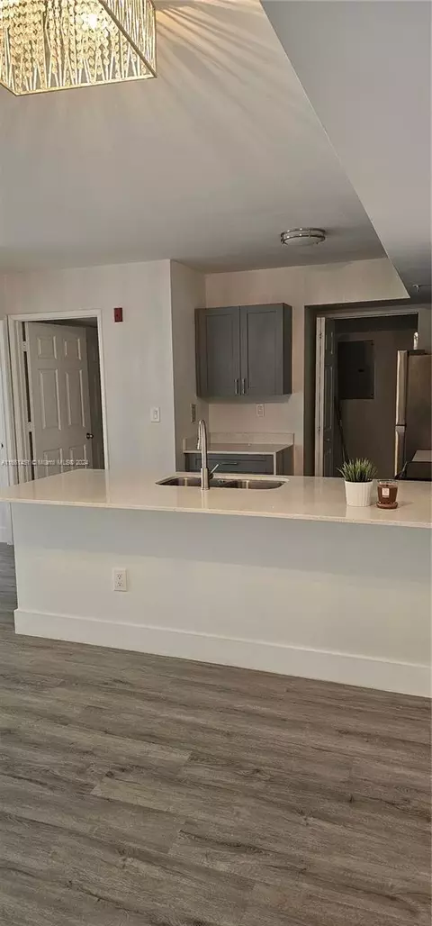 2600 S University Dr #209, Davie, FL 33328