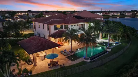 9005 Vista Way, Parkland, FL 33076