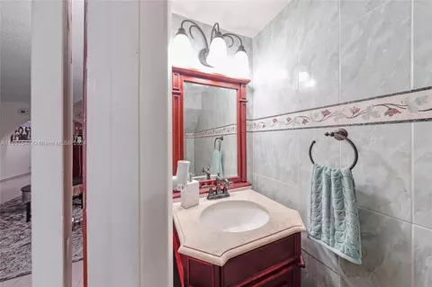 7480 W 17th Ave #7480, Hialeah, FL 33014 photo 8