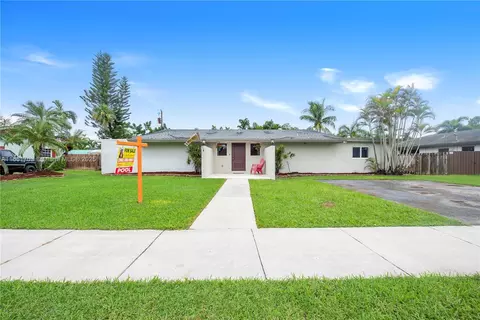 435 NW 18th St, Homestead, FL 33030