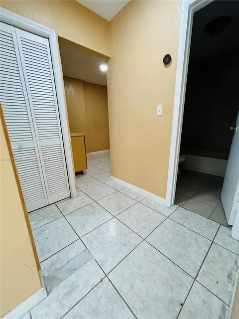 491 E 39th St, Hialeah, FL 33013 photo 18