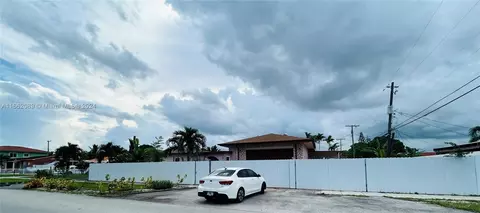 491 E 39th St, Hialeah, FL 33013 photo 7