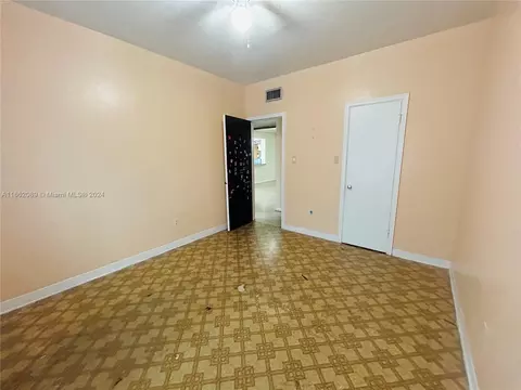 491 E 39th St, Hialeah, FL 33013 photo 20