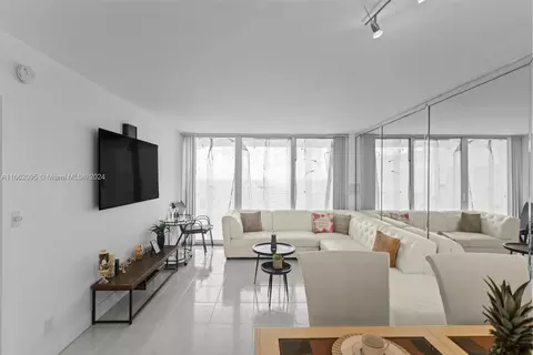 2030 S Ocean Dr #2202, Hallandale Beach, FL 33009