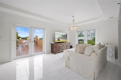 1400 Salzedo St #405, Coral Gables, FL 33134