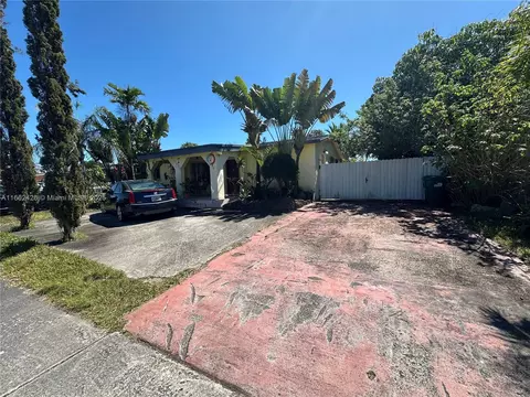 11836 SW 203rd Ter, Miami, FL 33177