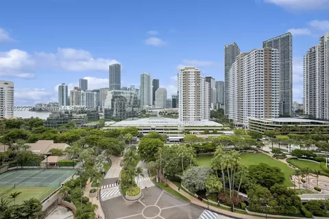 540 Brickell Key Dr #1413, Miami, FL 33131