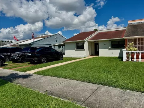 9607 Grand Canal Dr #1, Miami, FL 33174
