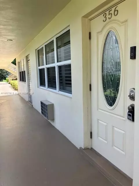 356 Windsor P #356, West Palm Beach, FL 33417