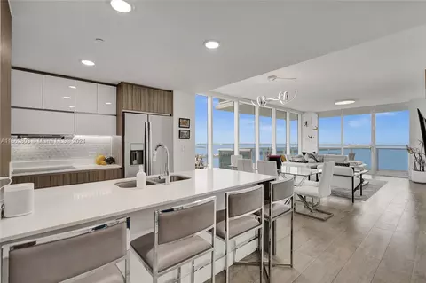 600 NE 27th St #2901, Miami, FL 33137