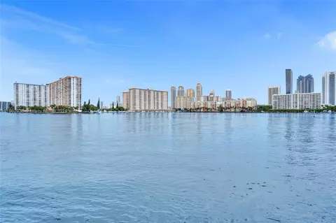 3922 NE 166th St #S206, North Miami Beach, FL 33160