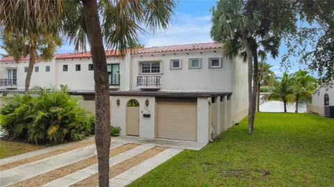 Exterior - 7238 Jacaranda Ln, Miami Lakes, FL 33014 photo 1 of 7