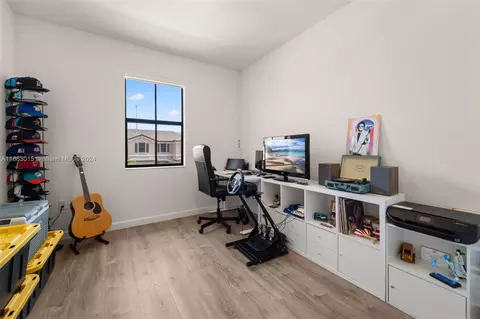 Other - 10938 W 33rd Ct, Hialeah, FL 33018 photo 3 of 4