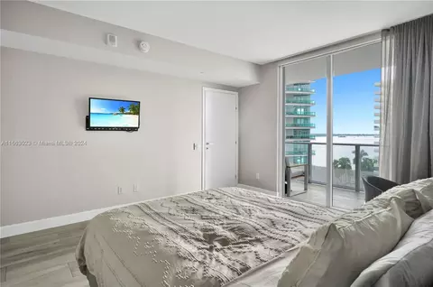 1300 E Brickell Bay Dr #906, Miami, FL 33131 photo 8