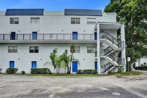 7561 NW 16th St #2302, Plantation, FL 33313
