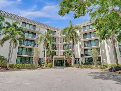 1201 River Reach Dr #206, Fort Lauderdale, FL 33315