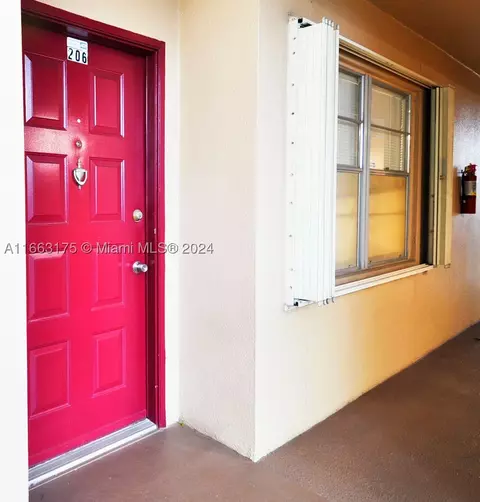 12900 SW 7th Ct #206B, Pembroke Pines, FL 33027