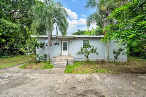 22935 SW 122nd Ave, Miami, FL 33170