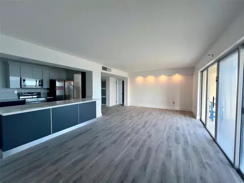 11111 Biscayne Blvd #4D, Miami, FL 33181