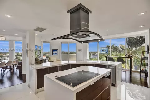 21200 Point Pl #701, Aventura, FL 33180