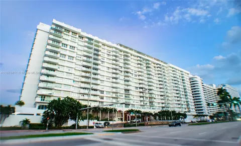 5601 Collins Ave #1123, Miami Beach, FL 33140