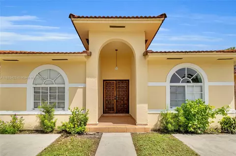 7717 W 30th Ln, Hialeah, FL 33018
