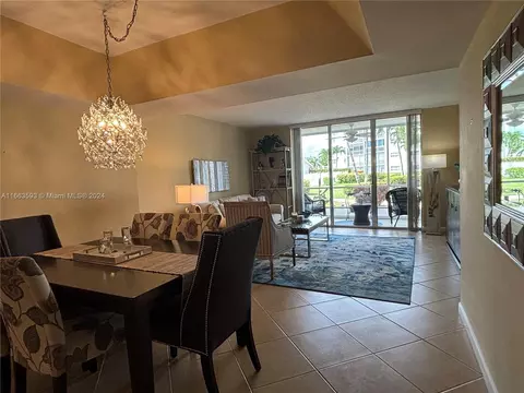 6850 N 10th Ave N #105, Lake Worth, FL 33467