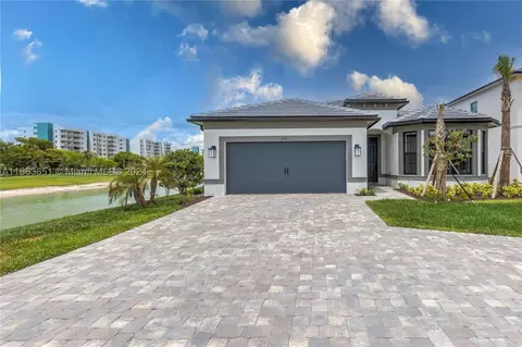 4431 Gramercy Dr, Oakland Park, FL 33309