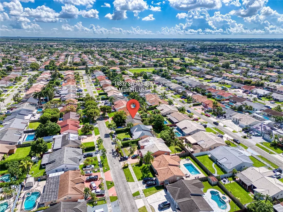 View/Area - 14832 SW 173rd St, Miami, FL 33187 photo 14 of 23