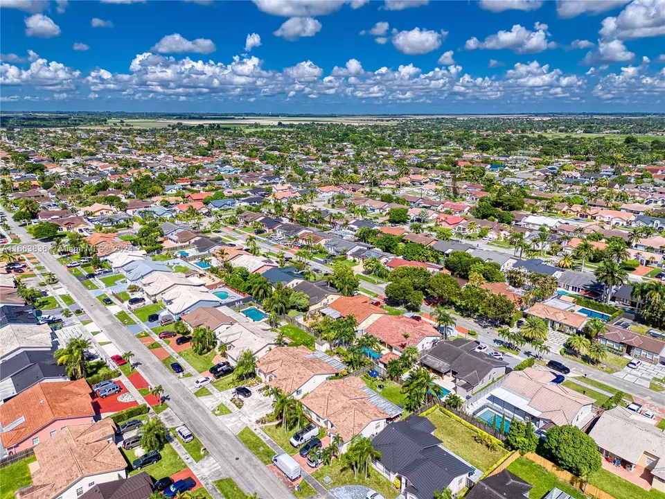 View/Area - 14832 SW 173rd St, Miami, FL 33187 photo 7 of 23