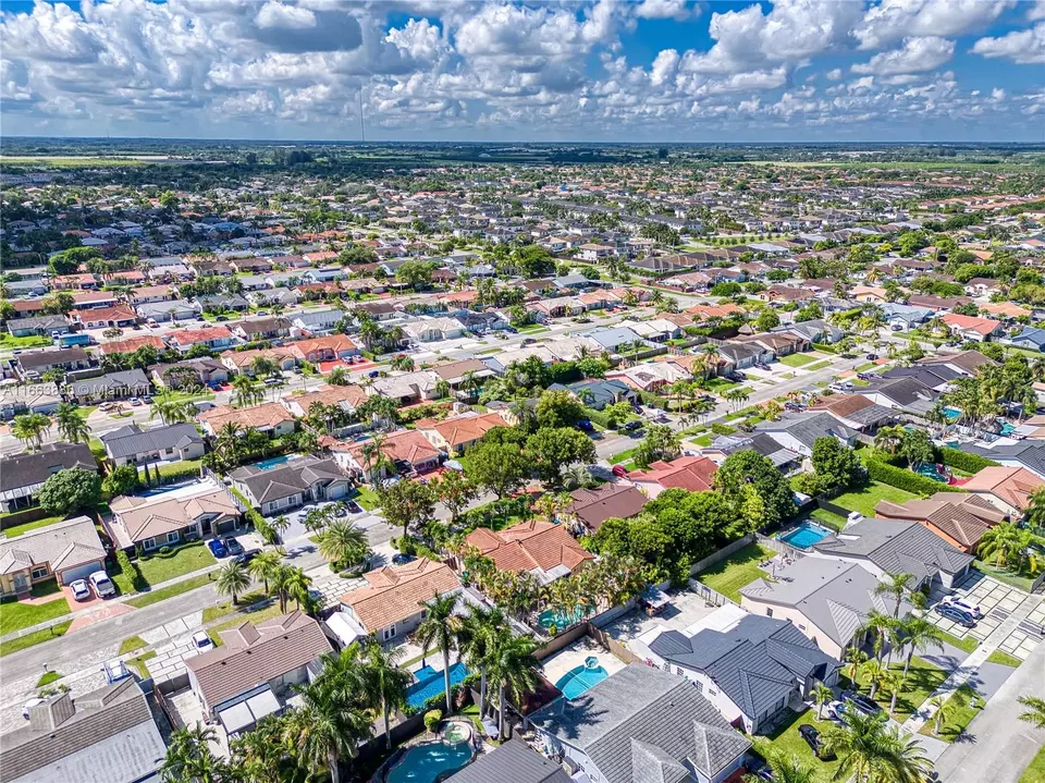 View/Area - 14832 SW 173rd St, Miami, FL 33187 photo 3 of 23
